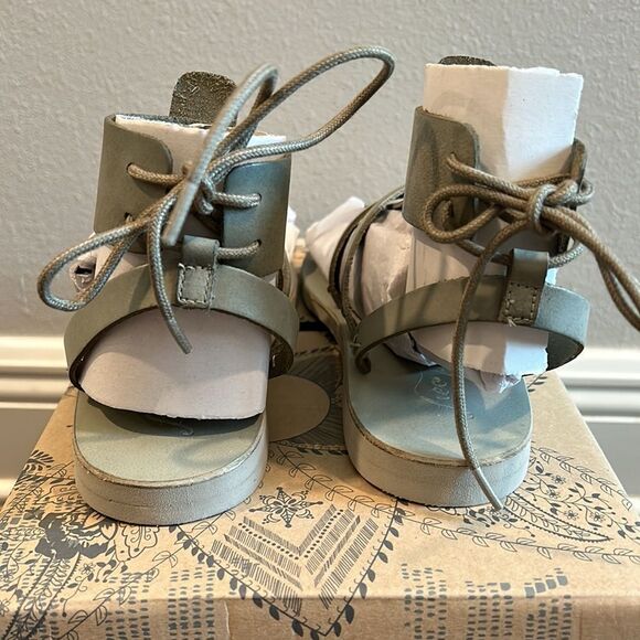 NWB Free People Vacation Day Wrap Sandals Leather Shoes Sky Blue Gray - Picture 7 of 10
